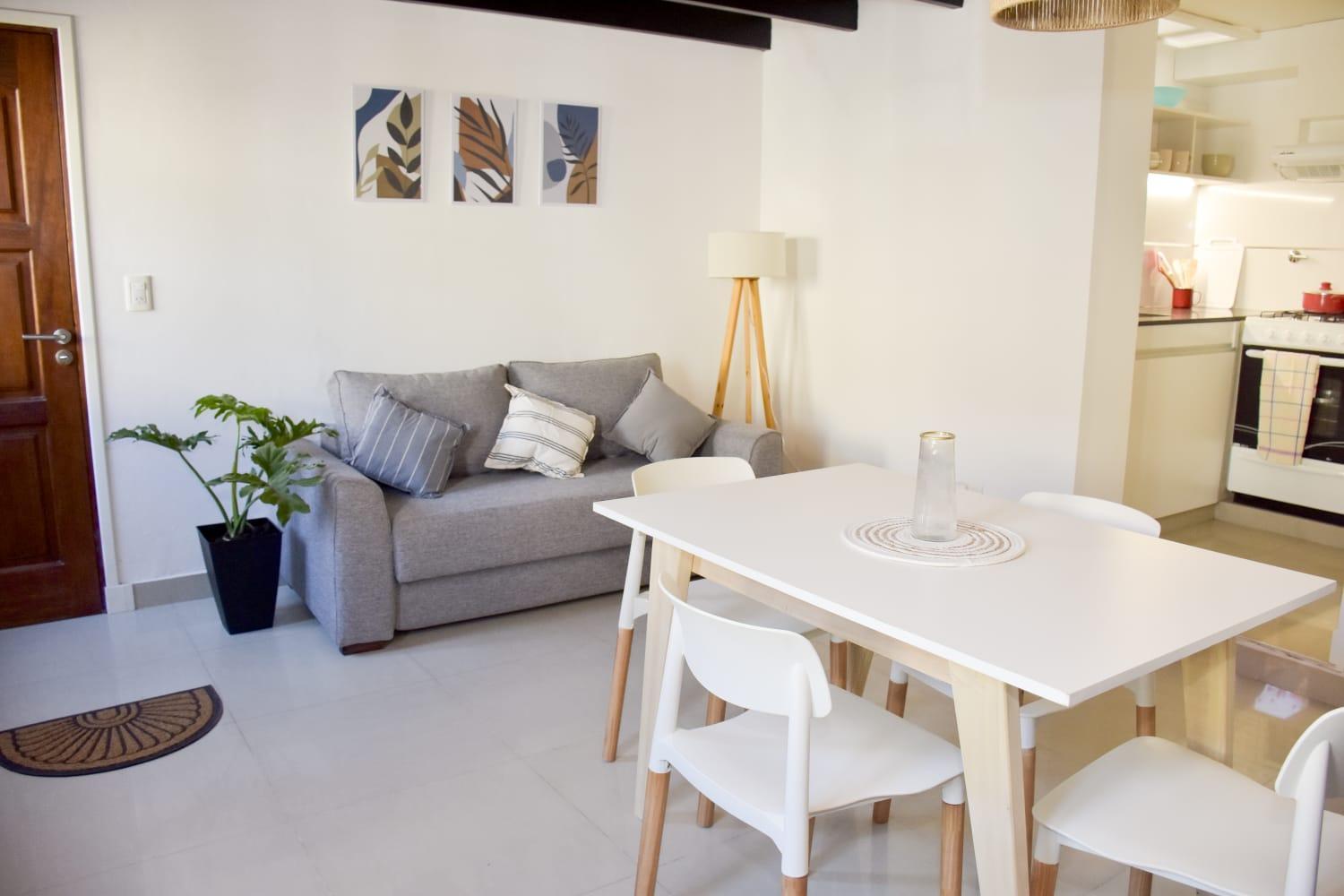Fantastico Departamento En El Centro De Chascomus, A 500 Metros De La Laguna! Apartment *